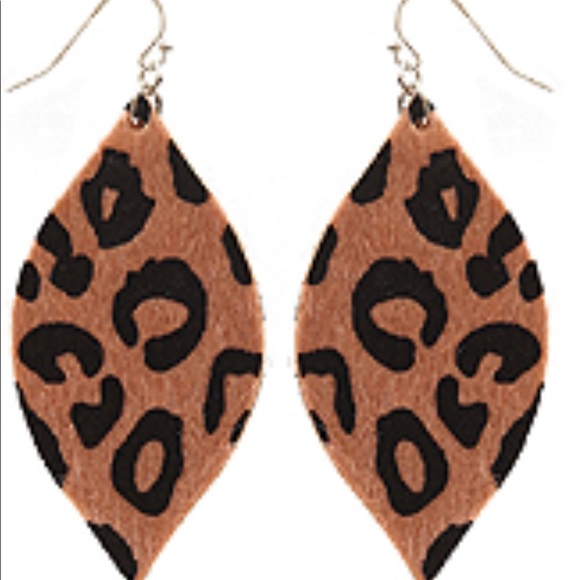 Leopard earrings - Picture 1 of 1